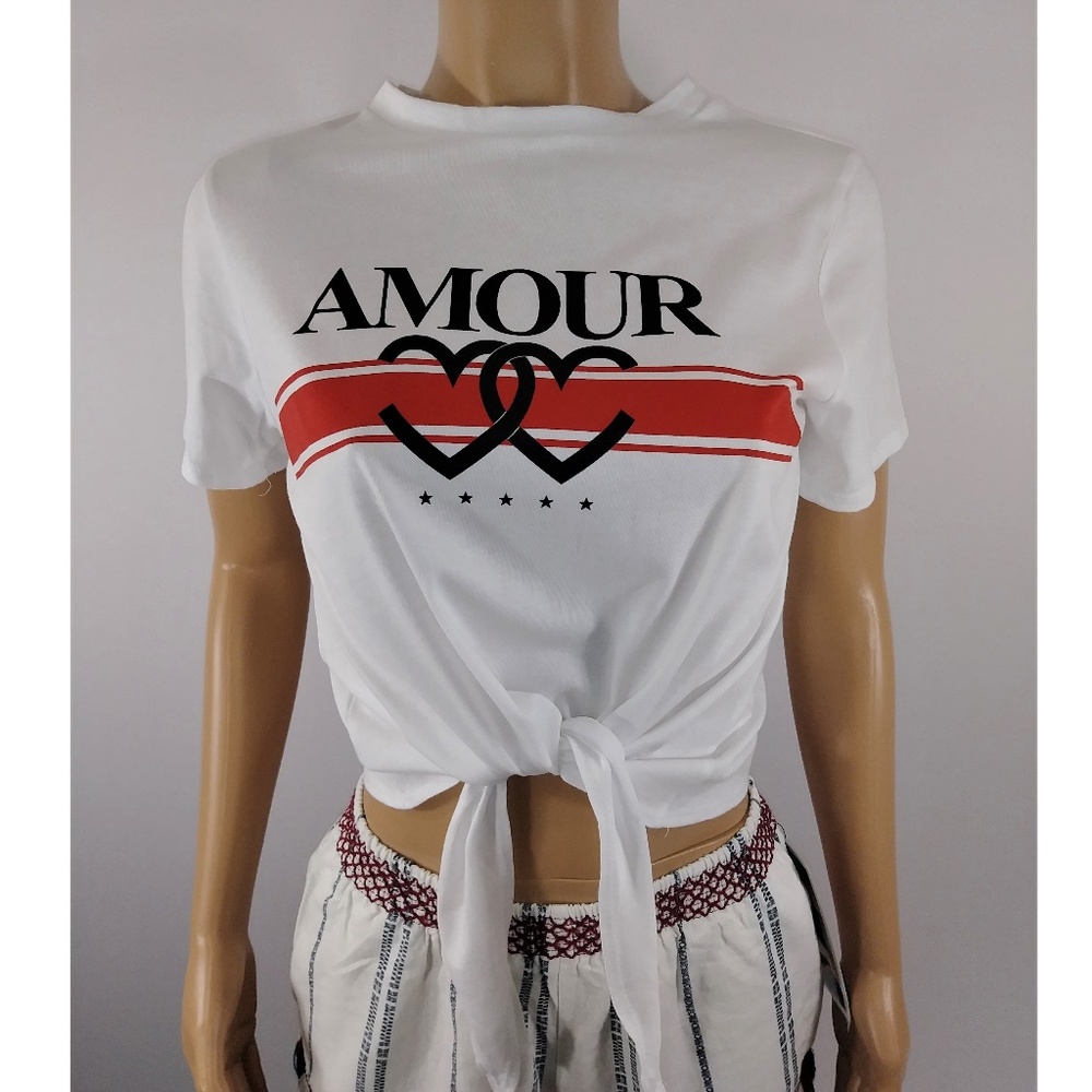 Atticute Whit/ red Crop top with belly button tie - Picture 2 of 3